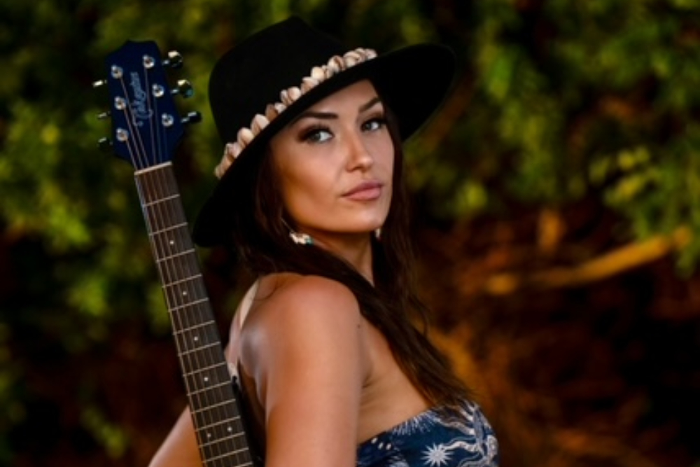 Anuhea - Performance Photo 2